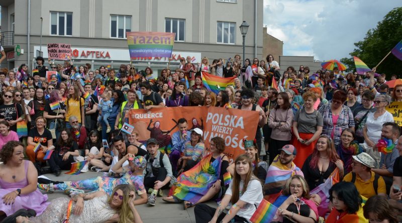 9 lipca 2022 – tłumy na II Marszu Równości w Kielcach